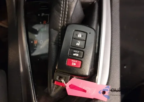 2015 Toyota Corolla S Premium z USA, uszkodzony, nr VIN 5YFBURHE4FP365734